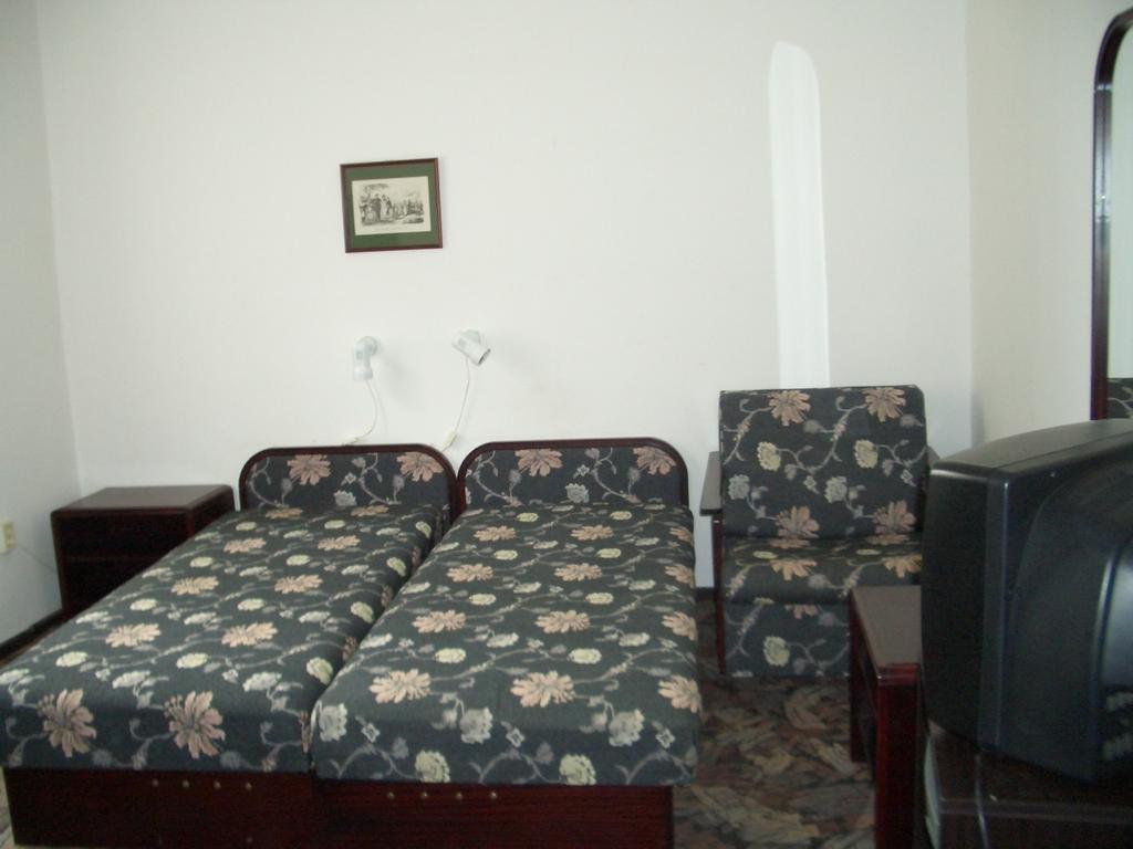 Aranyhid Hotel Balatonboglár Oda fotoğraf
