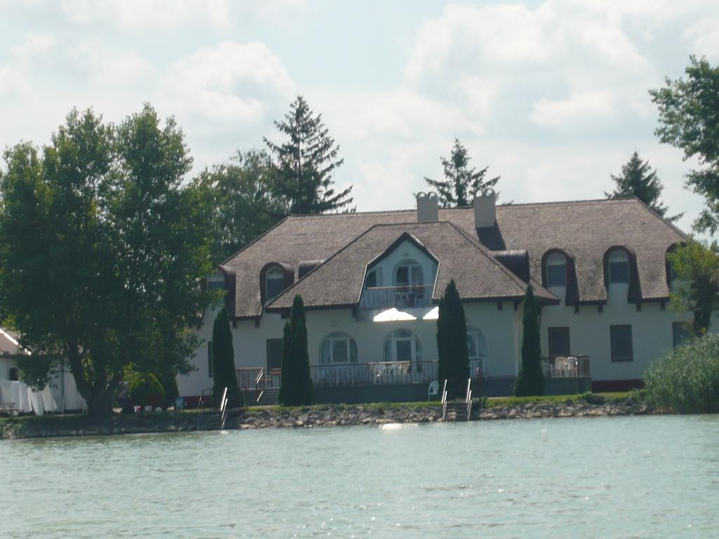 Aranyhid Hotel Balatonboglár Dış mekan fotoğraf